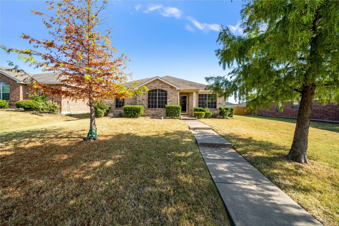 1834 Shanna Drive Lancaster TX 75134