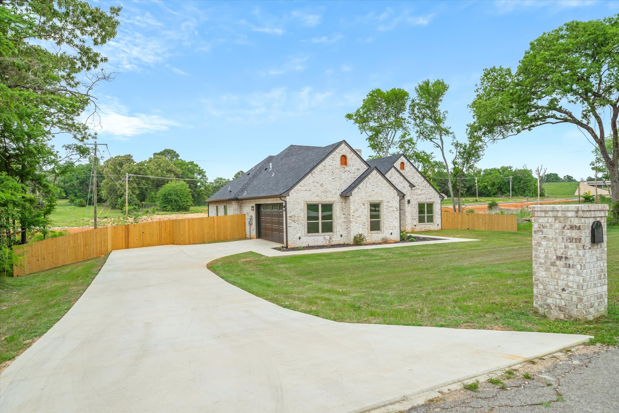 16618 Meadow Crest Drive Lindale TX 75771