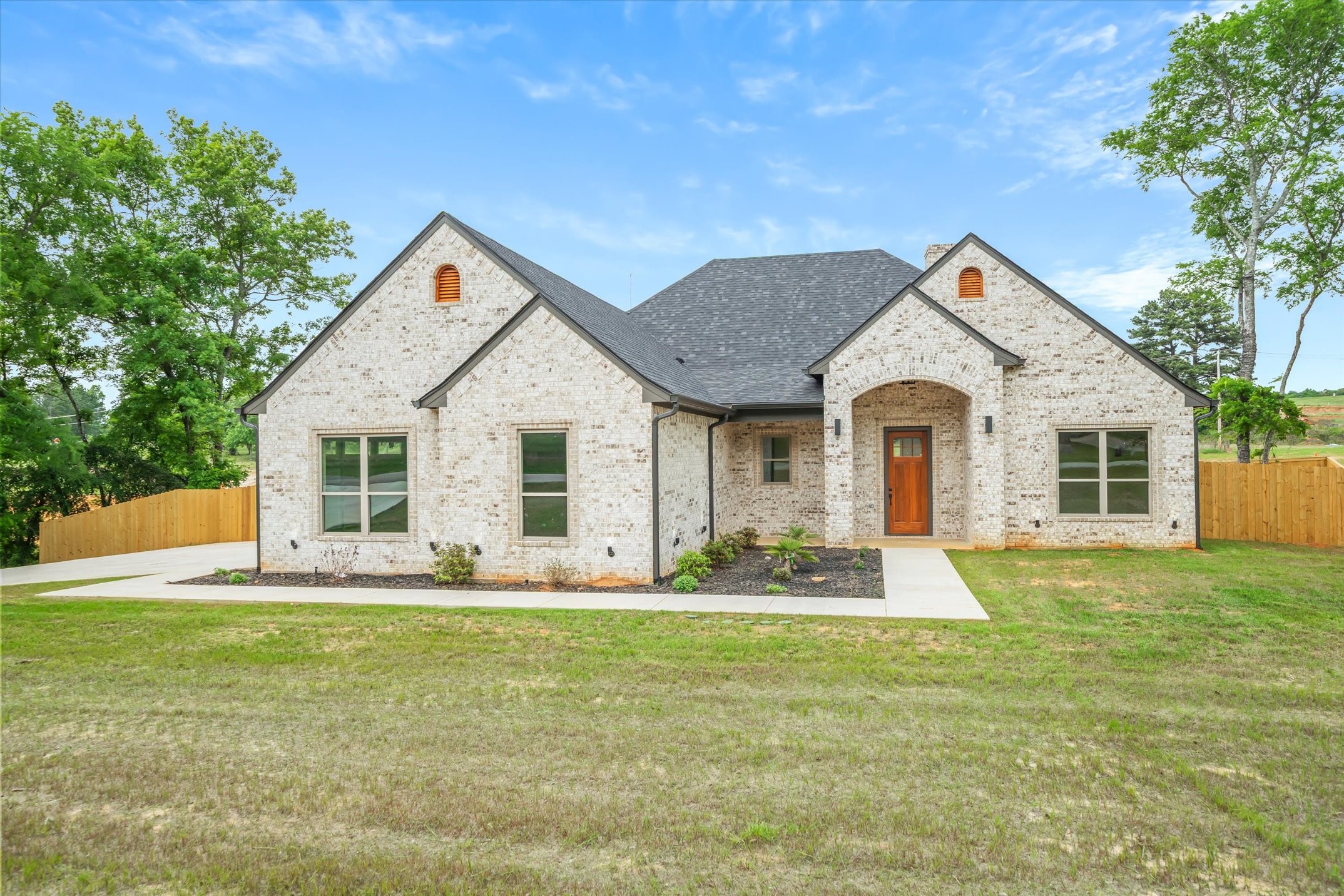 16618 Meadow Crest Drive Lindale TX 75771