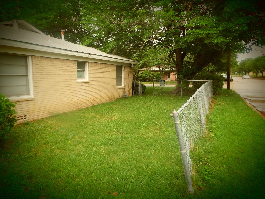 872 June Drive White Settlement TX 76108