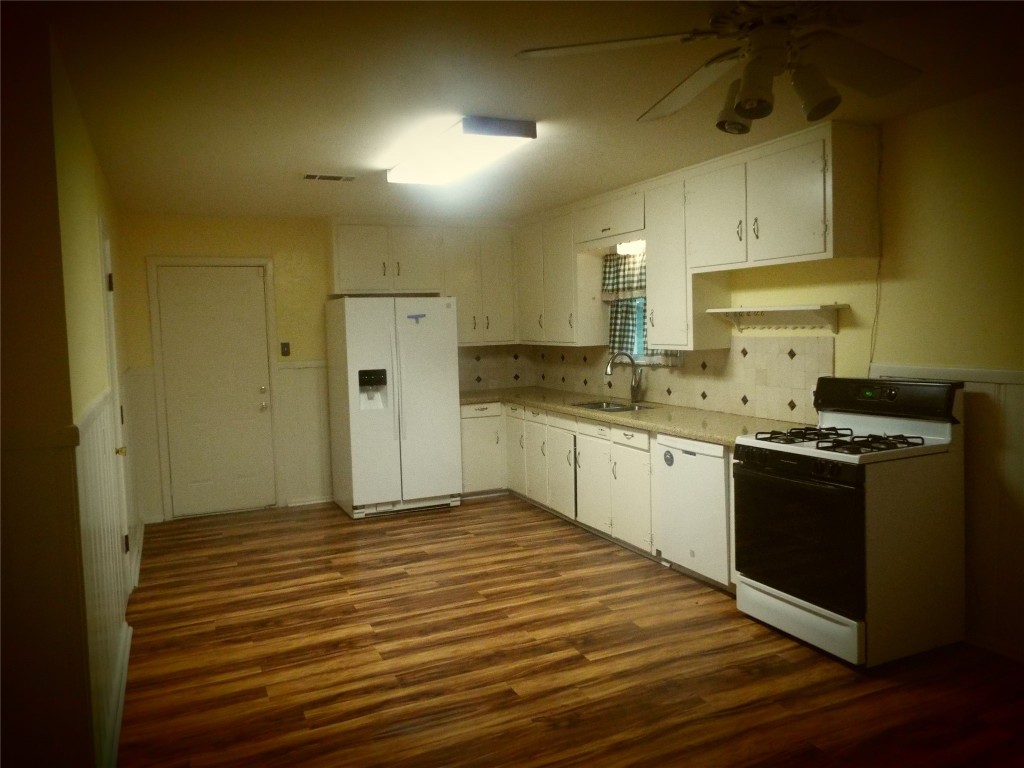 872 June Drive White Settlement TX 76108