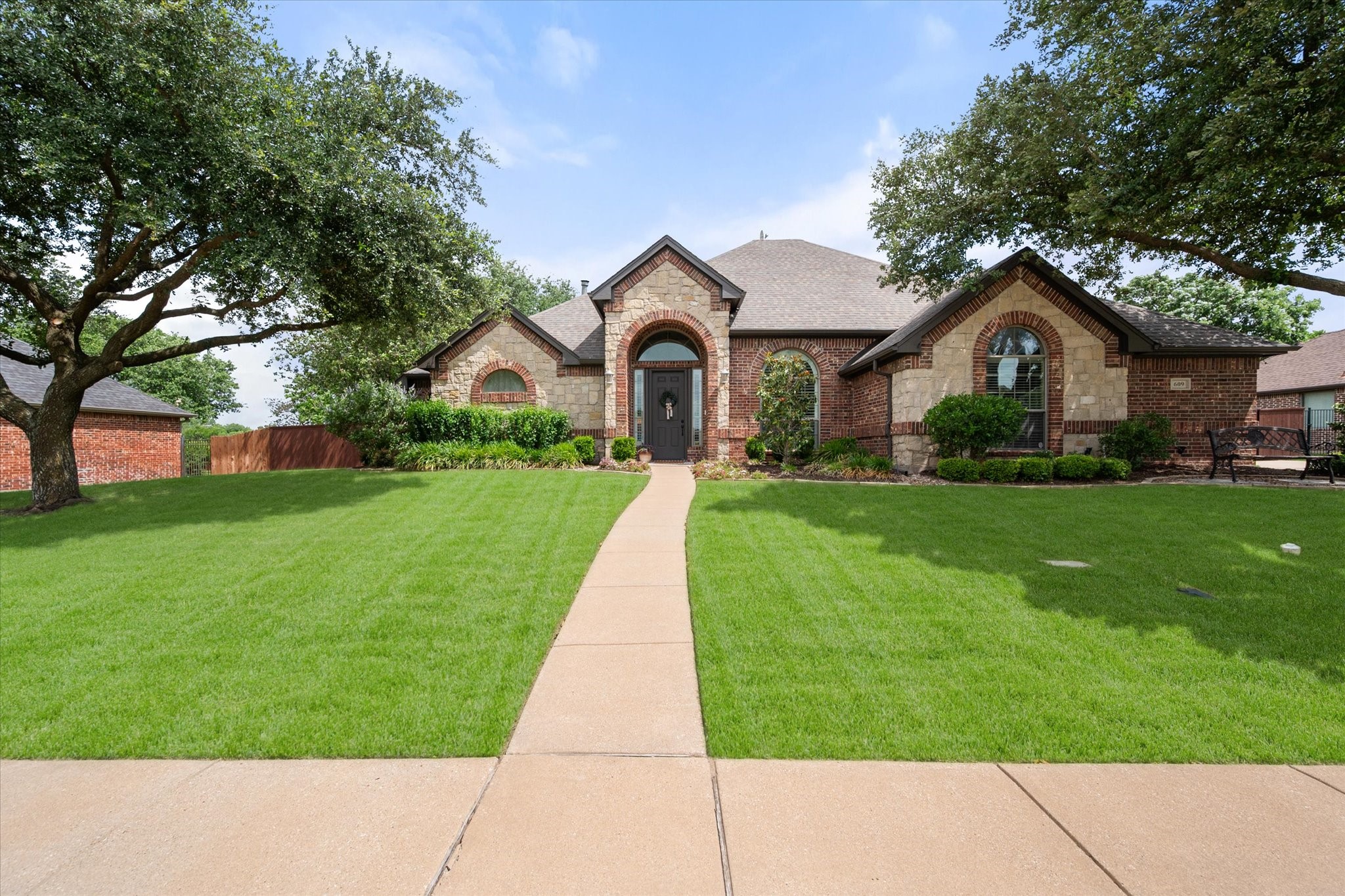 609 Clinton Street Ovilla TX 75154