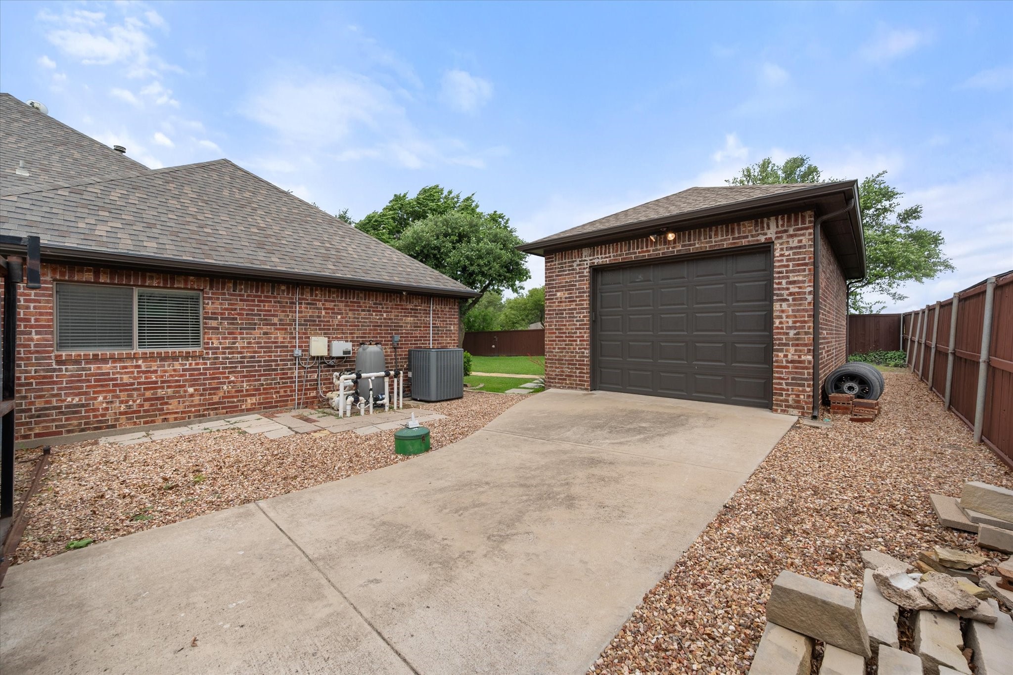 609 Clinton Street Ovilla TX 75154