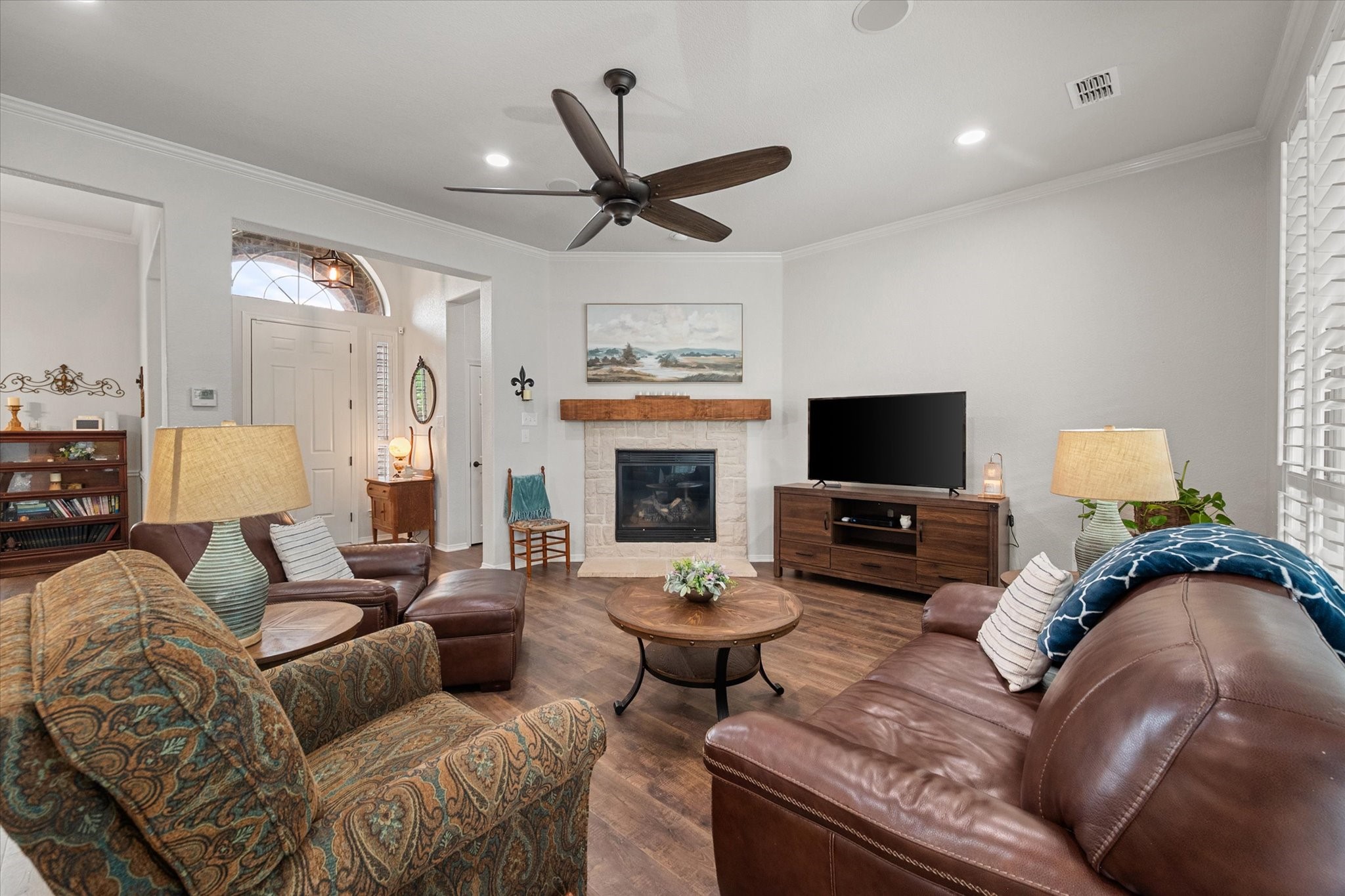 609 Clinton Street Ovilla TX 75154