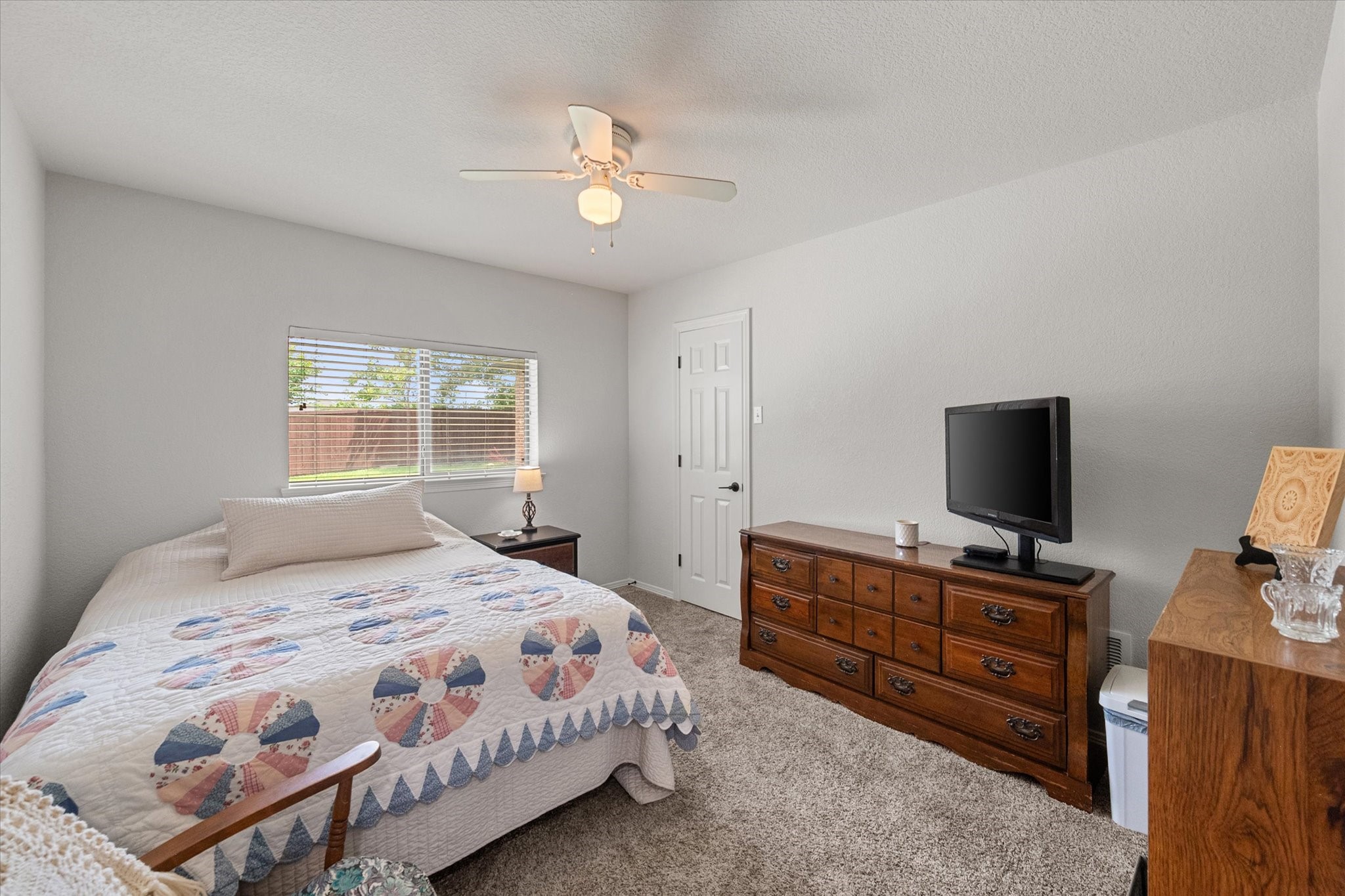 609 Clinton Street Ovilla TX 75154