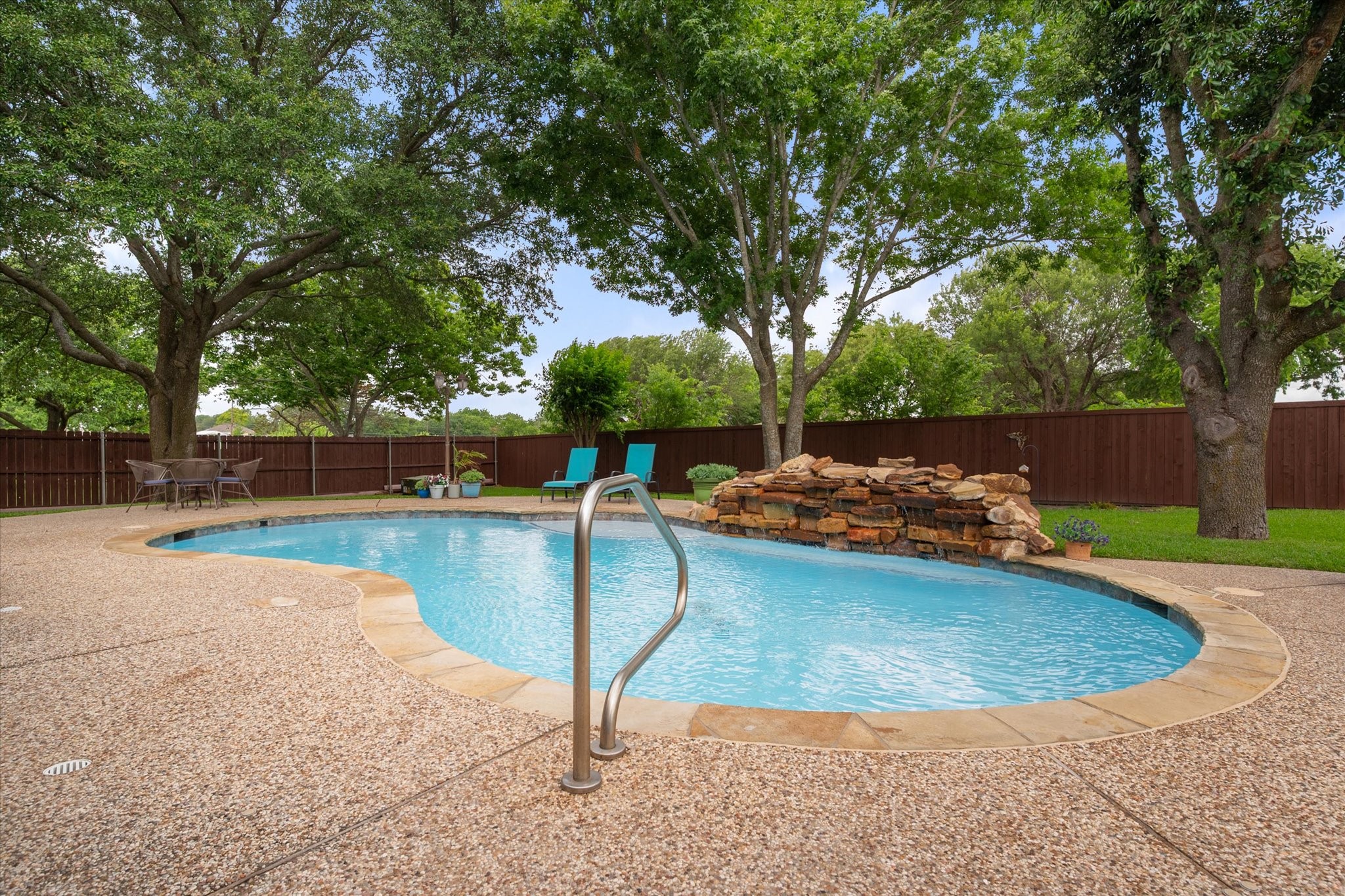 609 Clinton Street Ovilla TX 75154