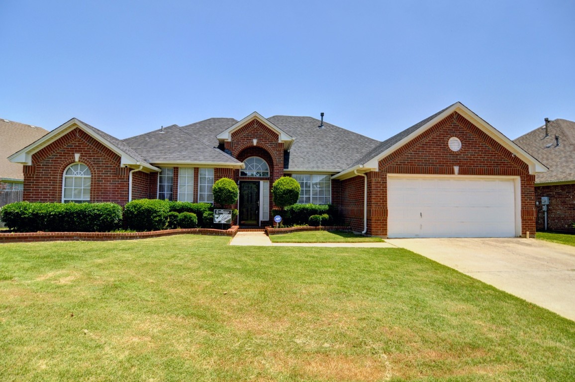1311 Pegasus Drive Arlington TX 76013
