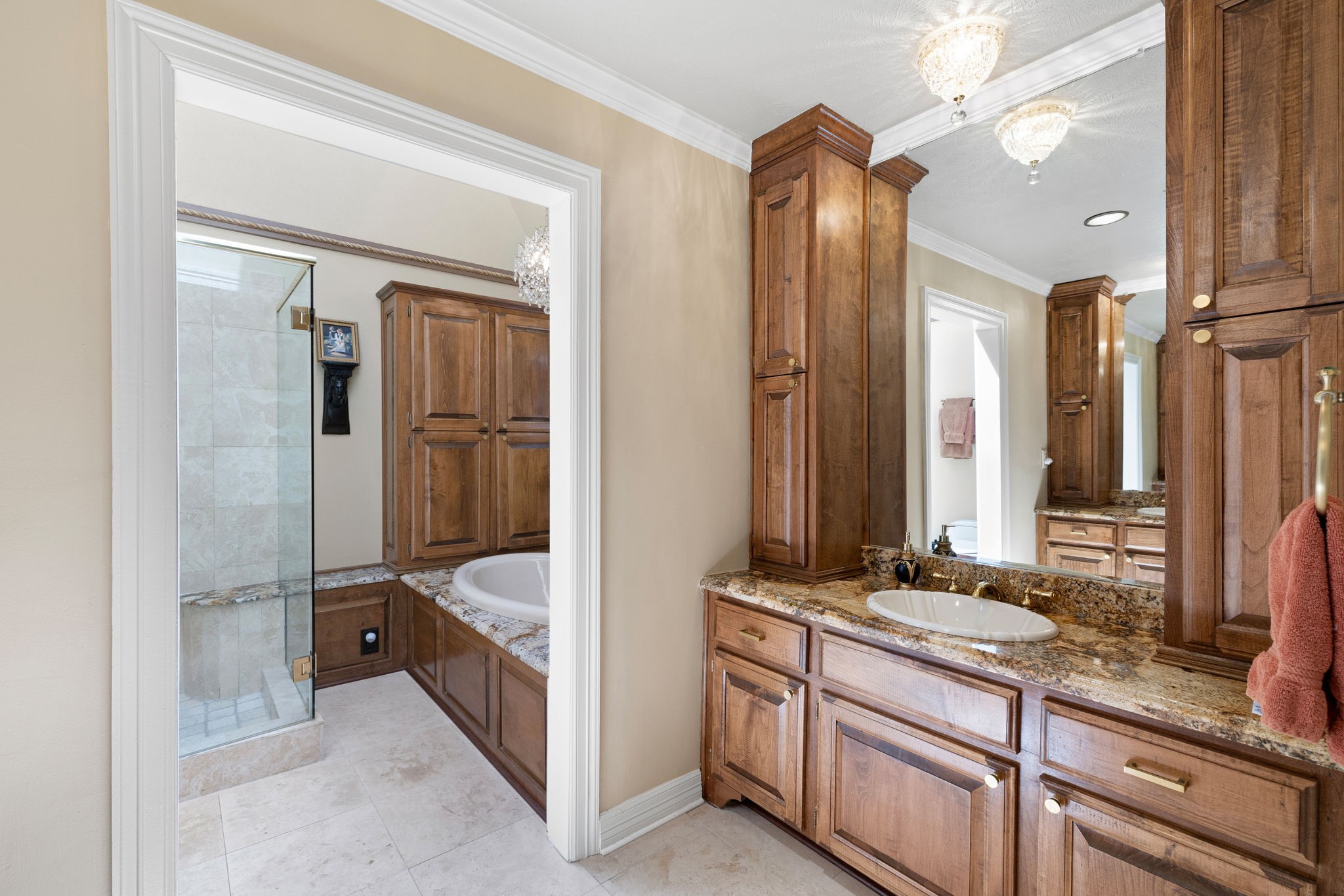 2 Nobhill Drive Greenville TX 75402