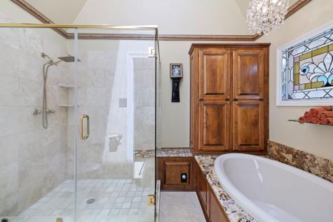 2 Nobhill Drive Greenville TX 75402
