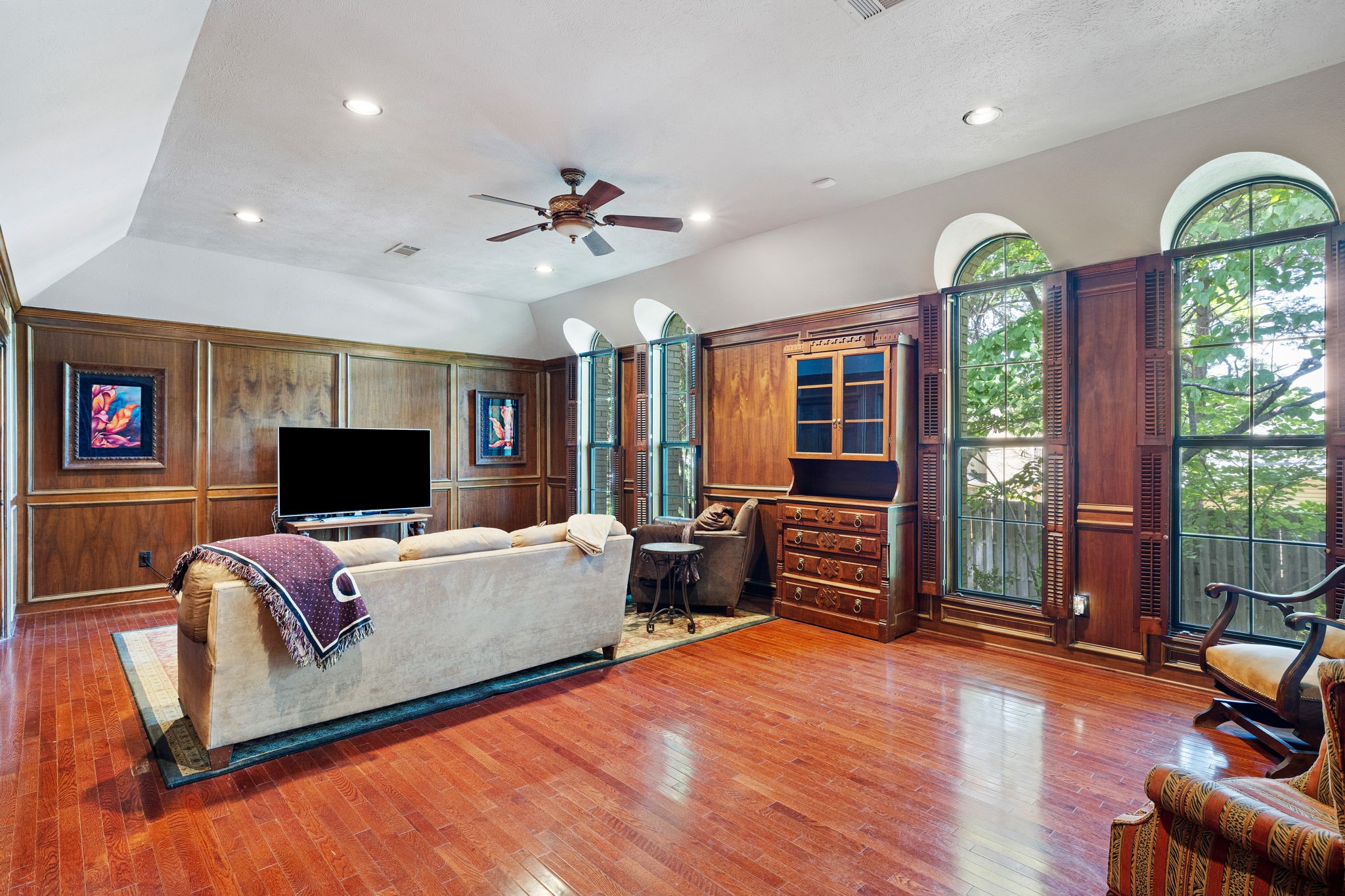 2 Nobhill Drive Greenville TX 75402