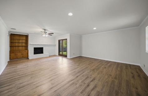 1315 Willow Creek Drive Lancaster TX 75146