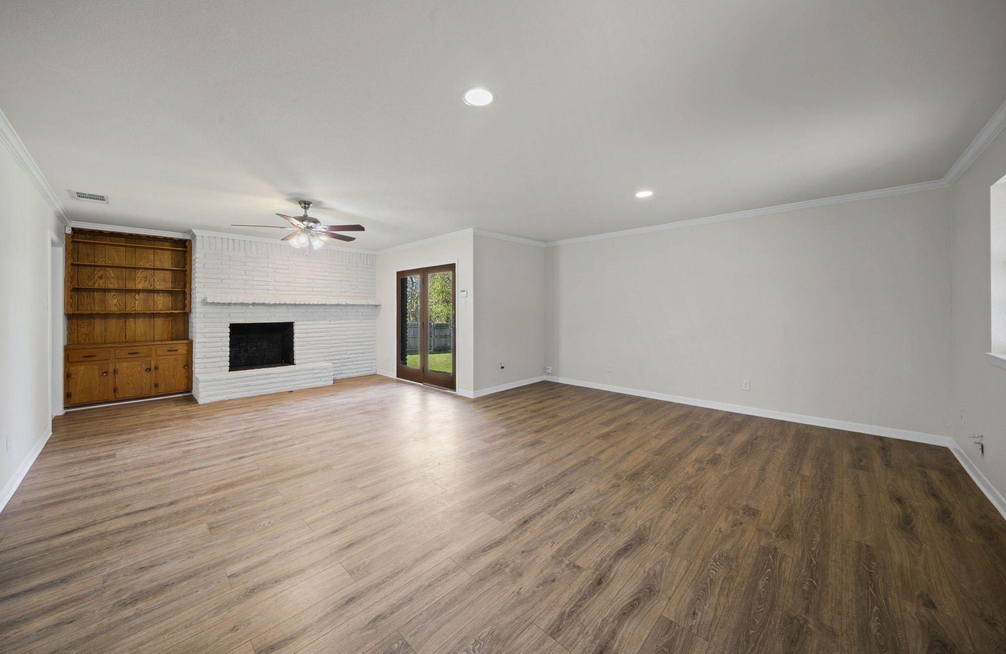 1315 Willow Creek Drive Lancaster TX 75146