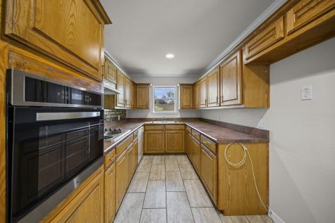 1315 Willow Creek Drive Lancaster TX 75146