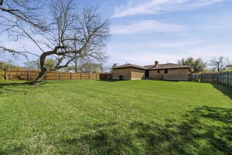 1315 Willow Creek Drive Lancaster TX 75146