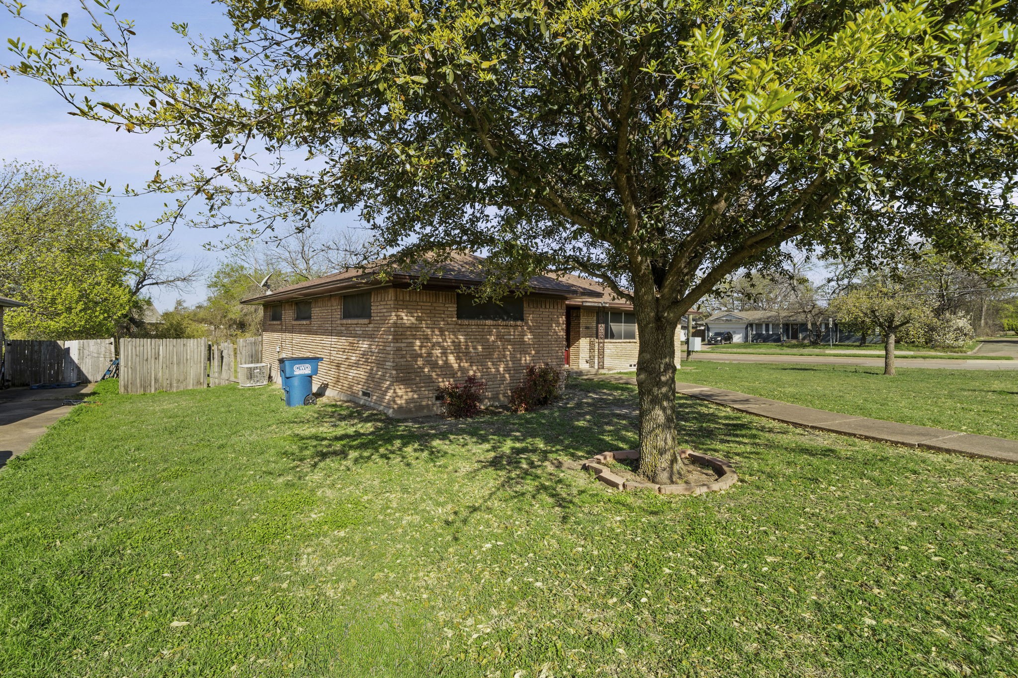 1315 Willow Creek Drive Lancaster TX 75146