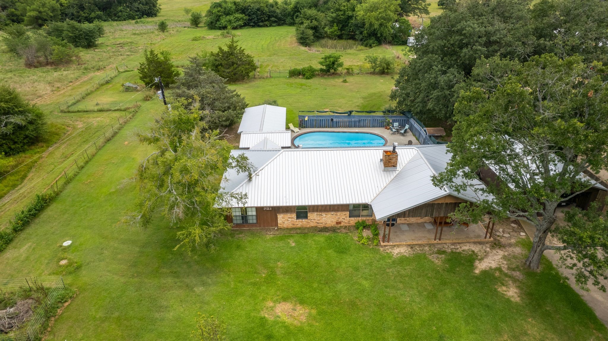1339 County Road 4128 Cumby TX 75433