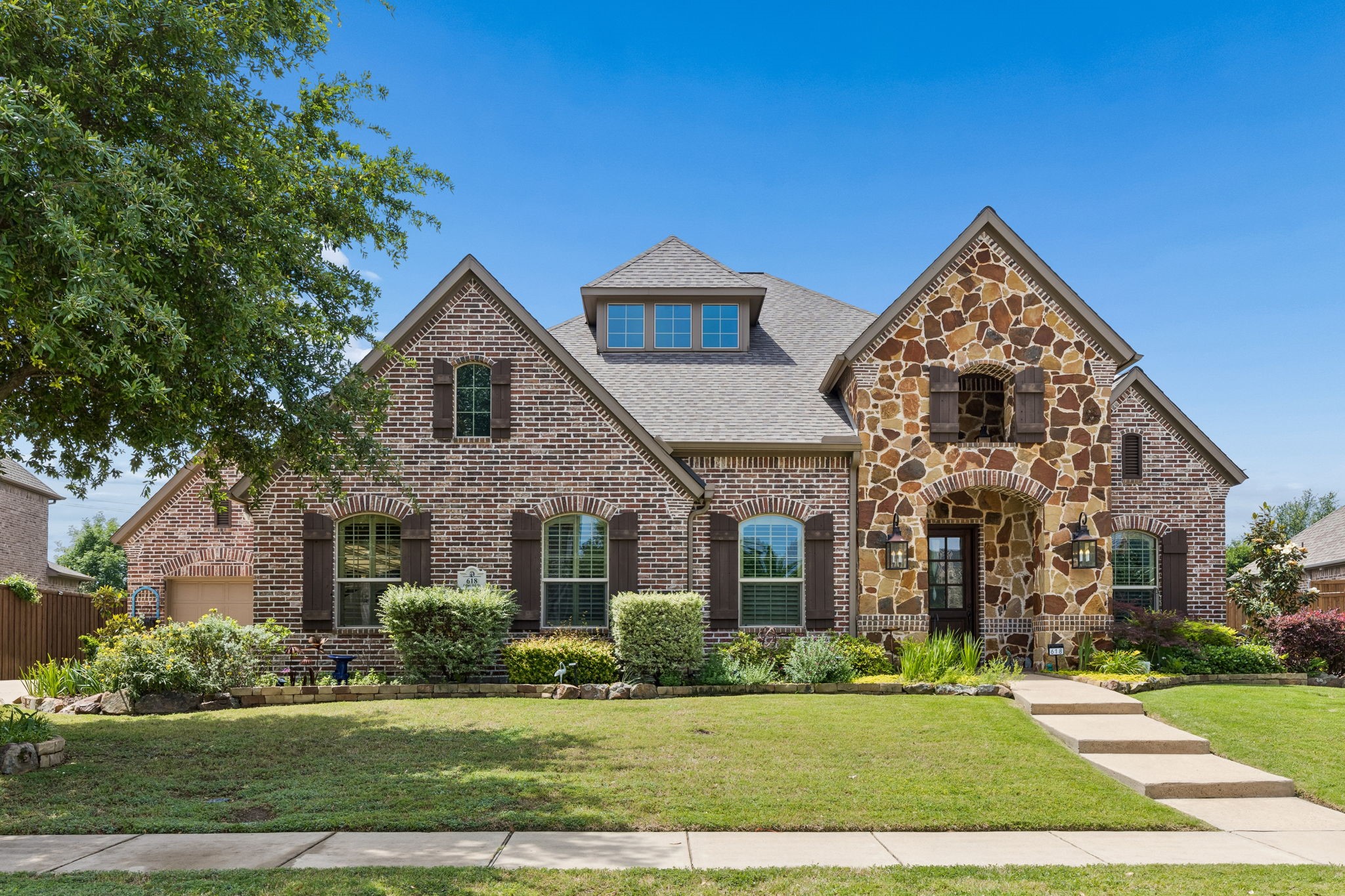 618 Forest Hill Drive Murphy TX 75094
