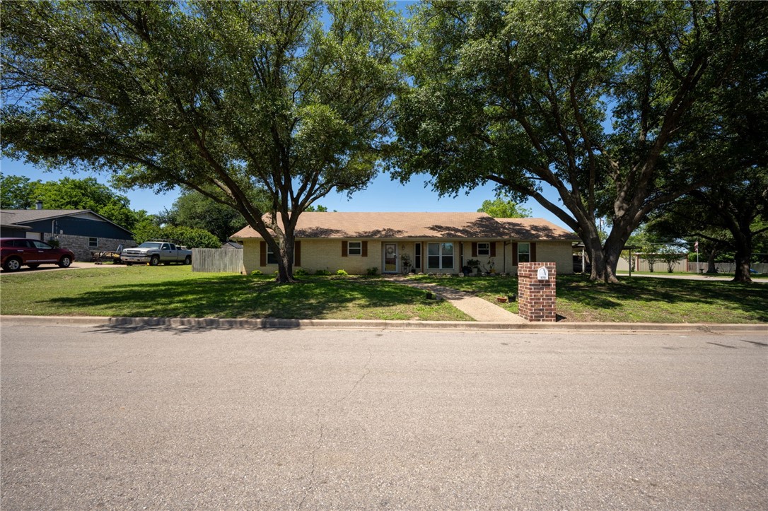 10701 Hiawatha Drive Waco TX 76712