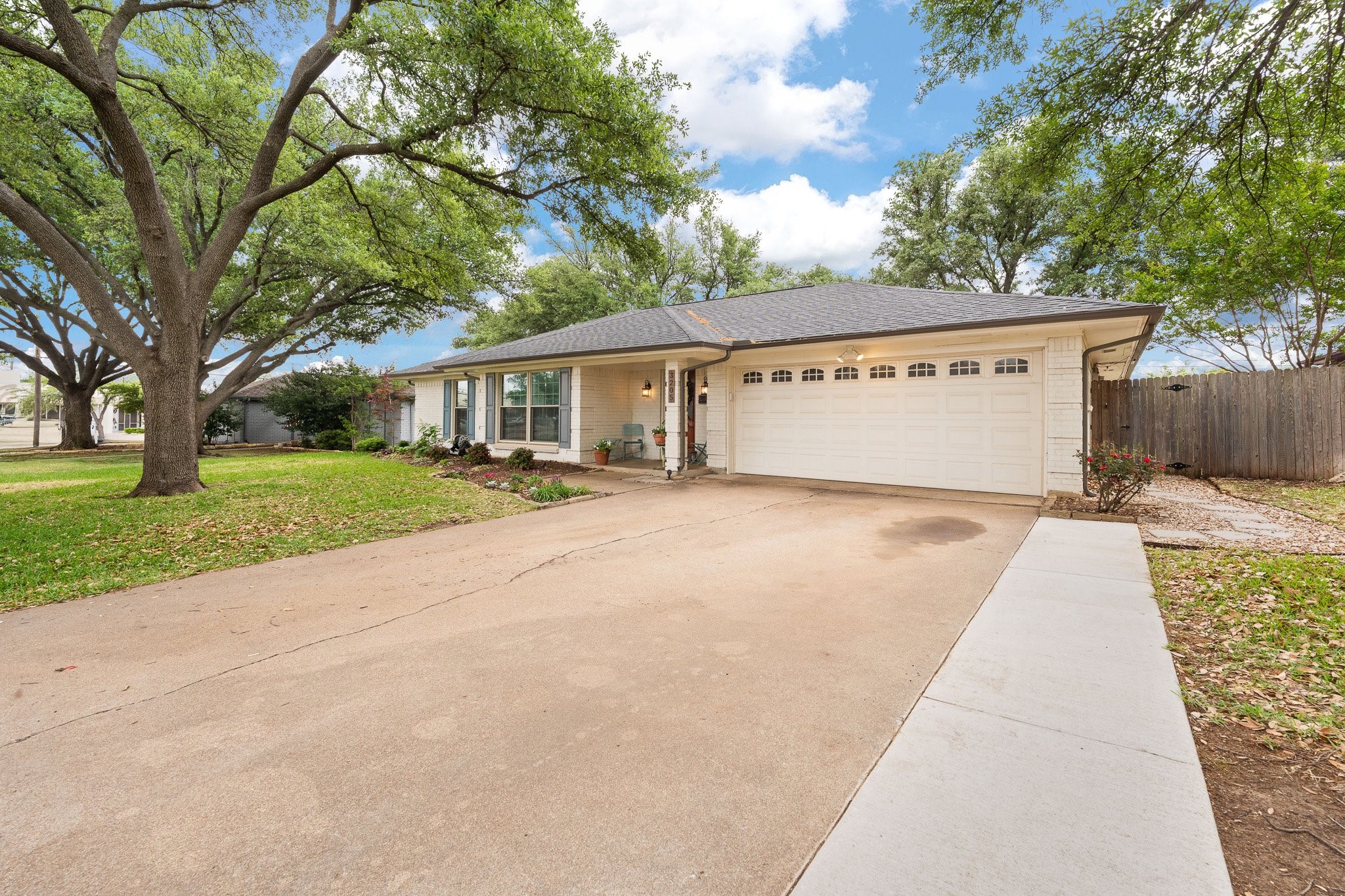 3205 Minot Avenue Fort Worth TX 76133