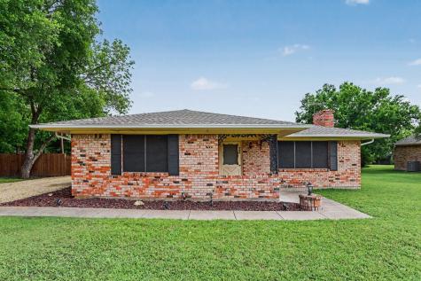 219 W Jefferson Street Palmer TX 75152