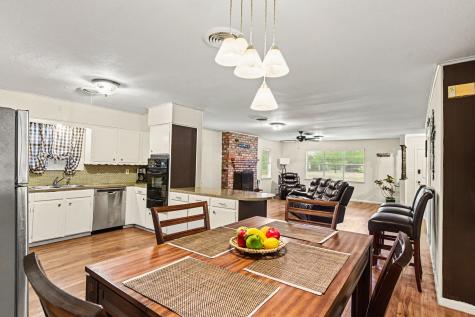 219 W Jefferson Street Palmer TX 75152