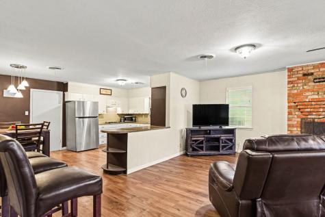 219 W Jefferson Street Palmer TX 75152