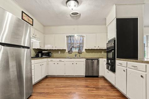 219 W Jefferson Street Palmer TX 75152