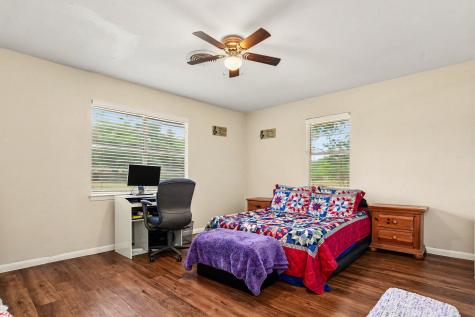 219 W Jefferson Street Palmer TX 75152