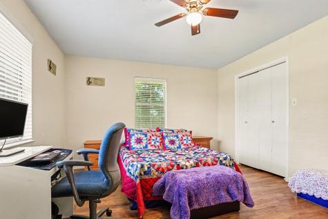219 W Jefferson Street Palmer TX 75152