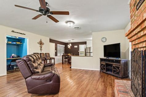 219 W Jefferson Street Palmer TX 75152
