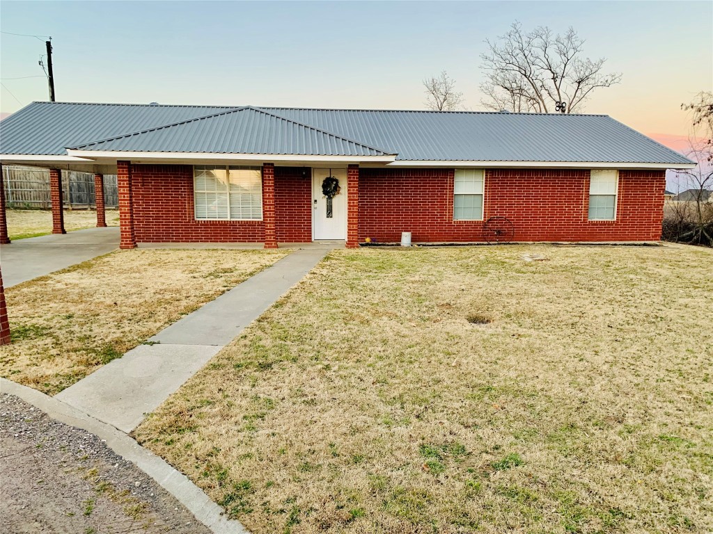 713 Patti Court Collinsville TX 76233