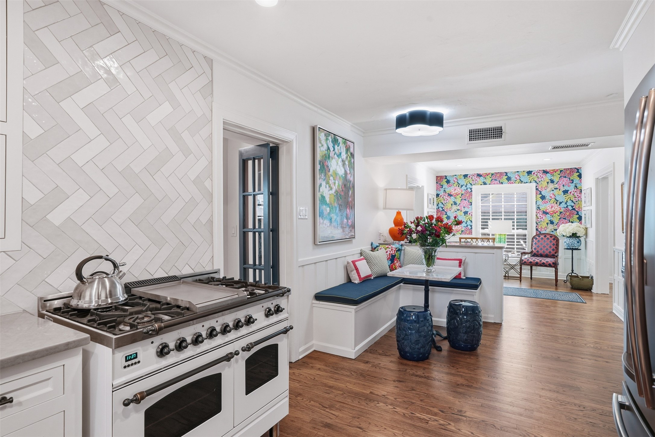 6116 Locke Avenue Fort Worth TX 76116