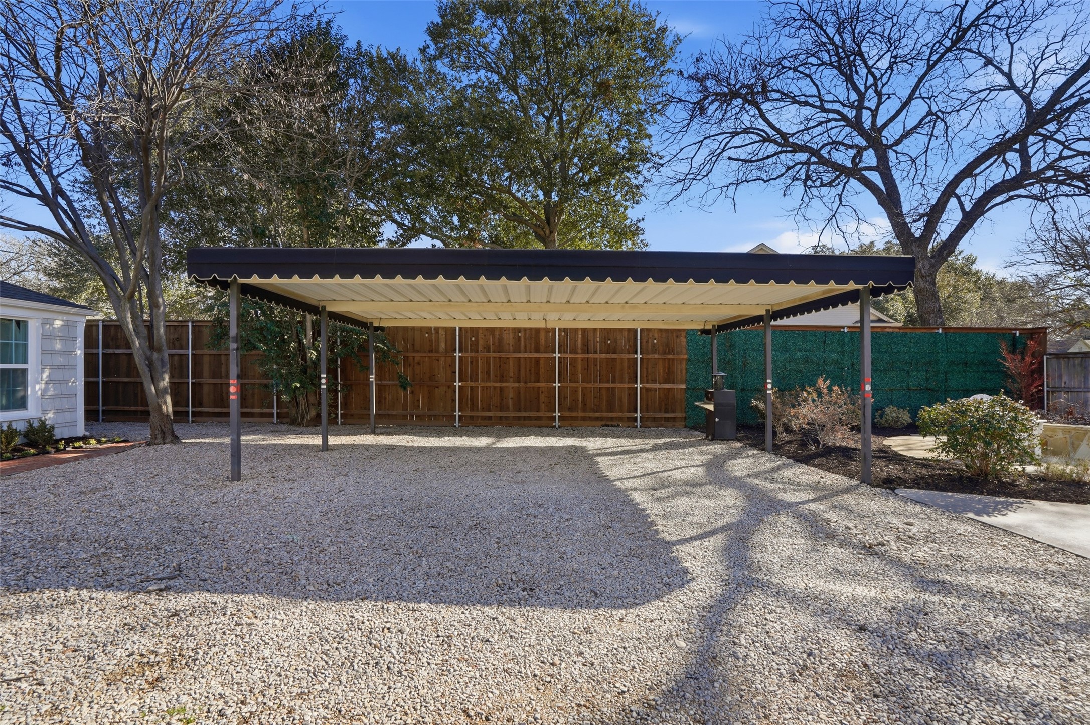 6116 Locke Avenue Fort Worth TX 76116