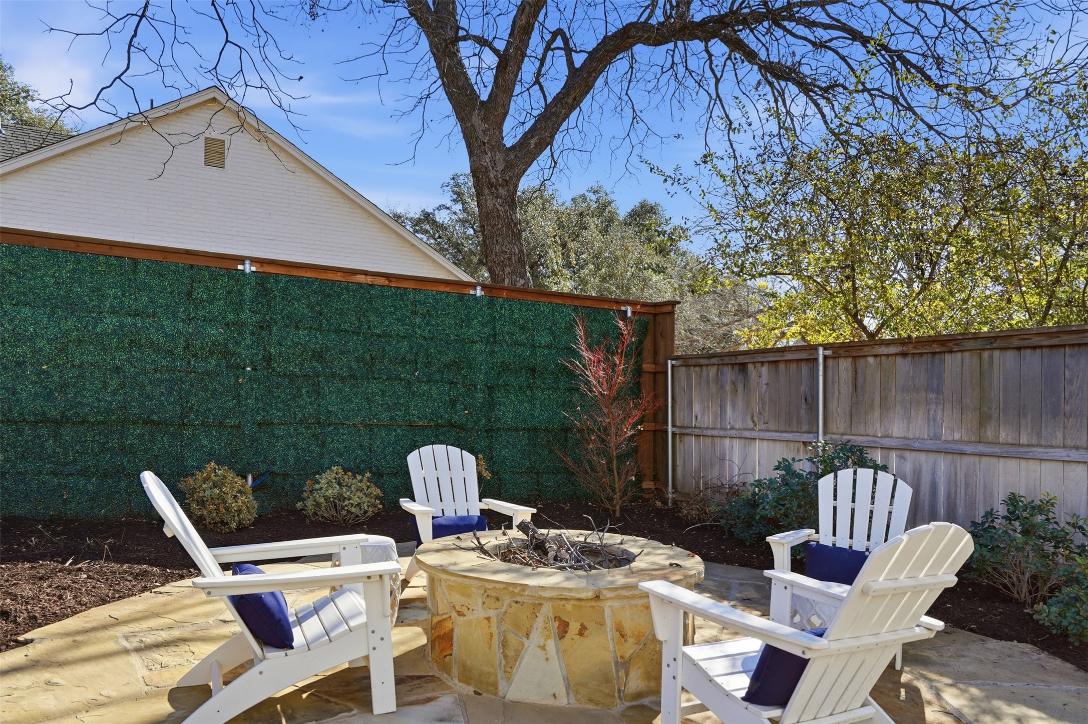 6116 Locke Avenue Fort Worth TX 76116
