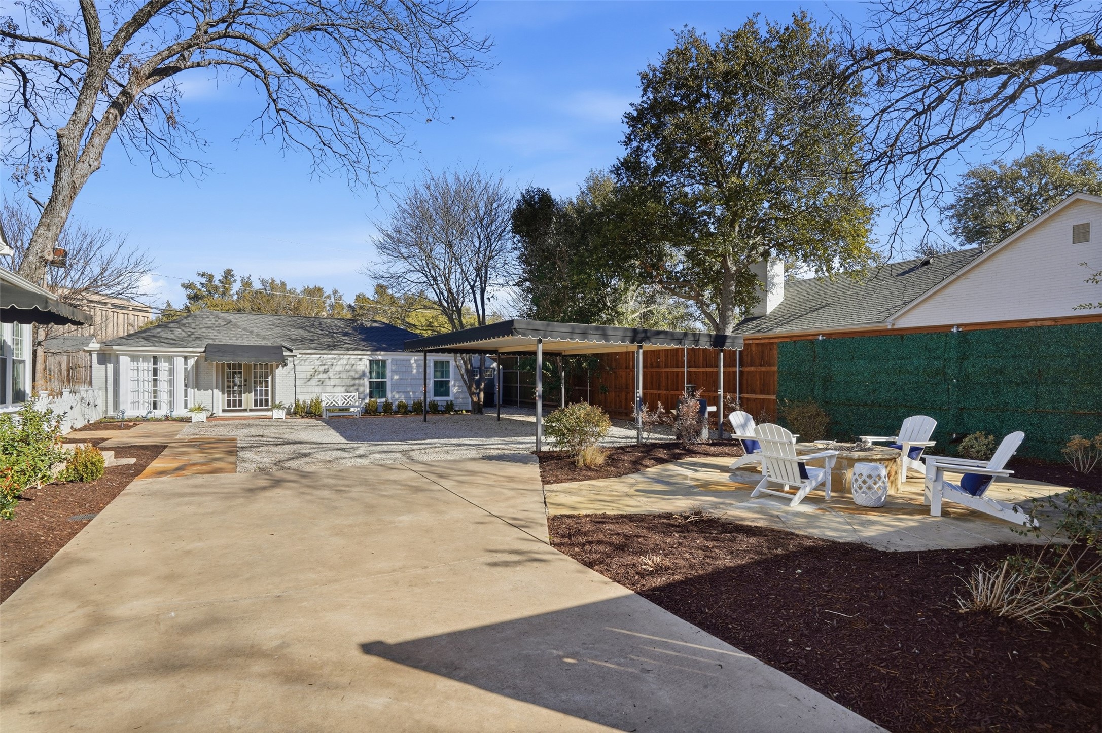 6116 Locke Avenue Fort Worth TX 76116