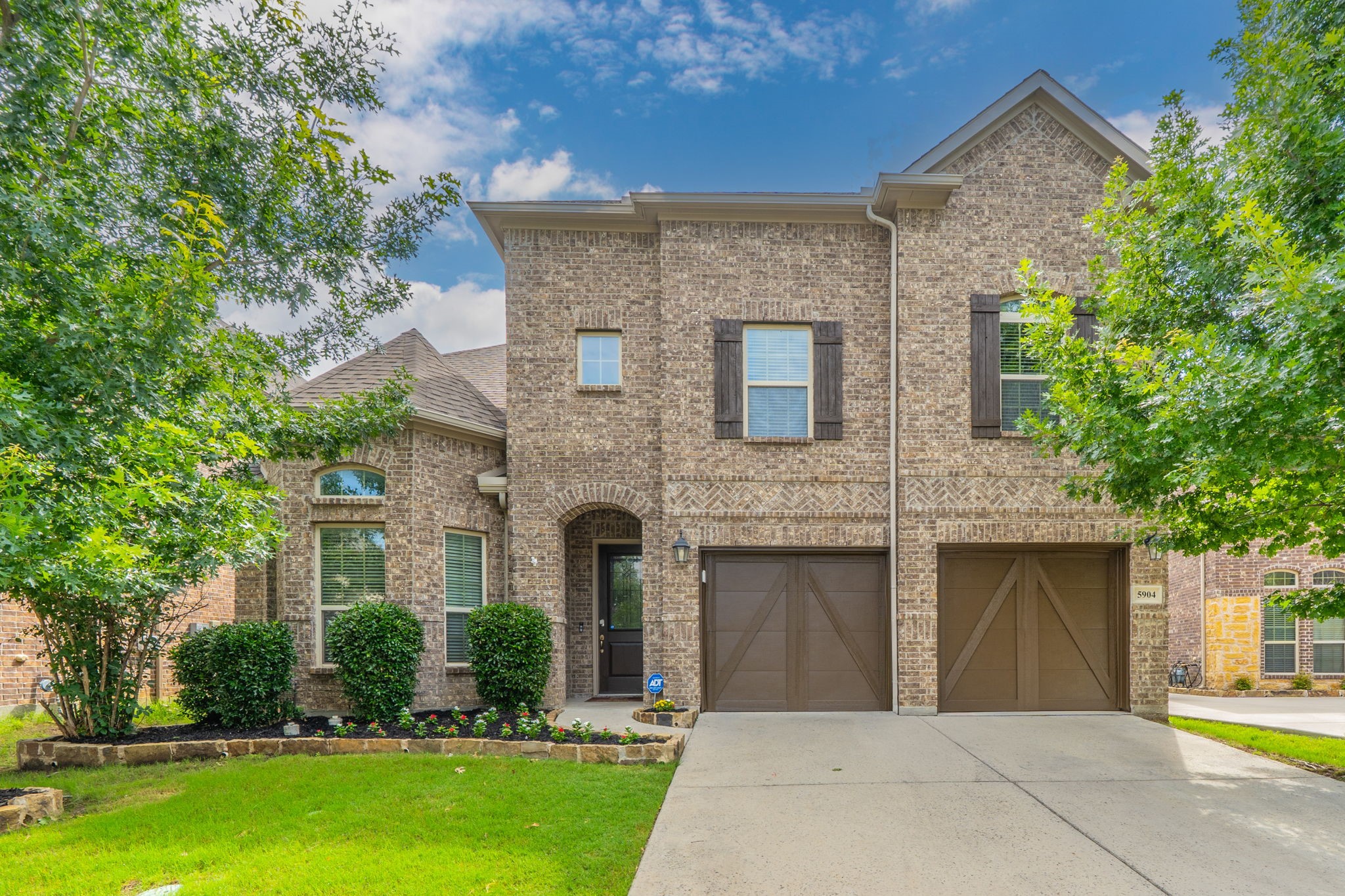 5904 Richmond Drive North Richland Hills TX 76180