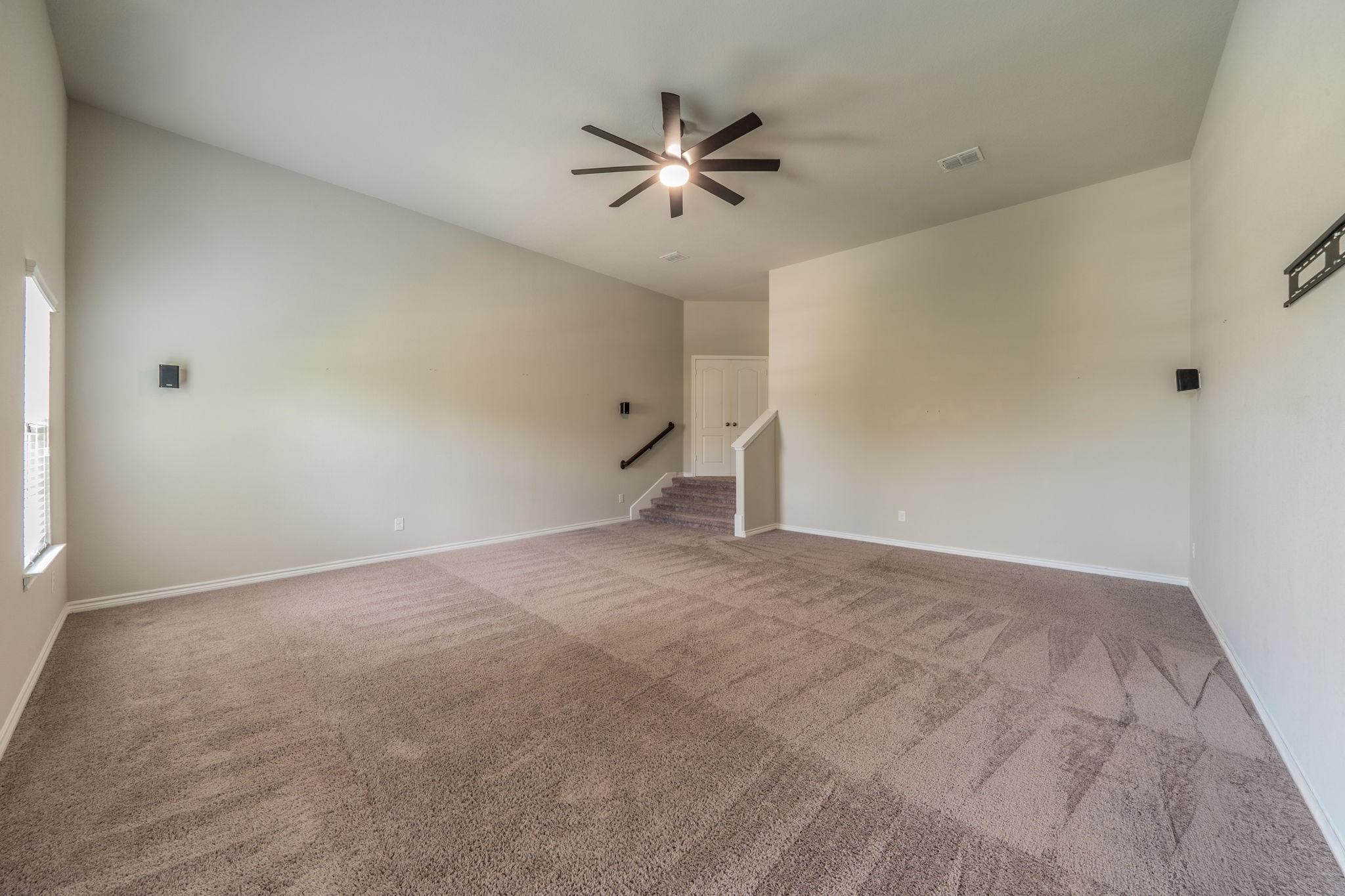 5904 Richmond Drive North Richland Hills TX 76180