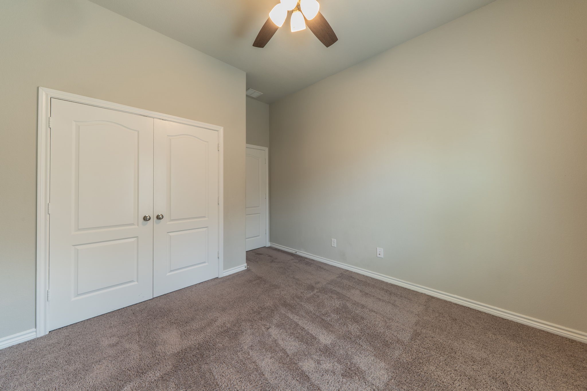 5904 Richmond Drive North Richland Hills TX 76180