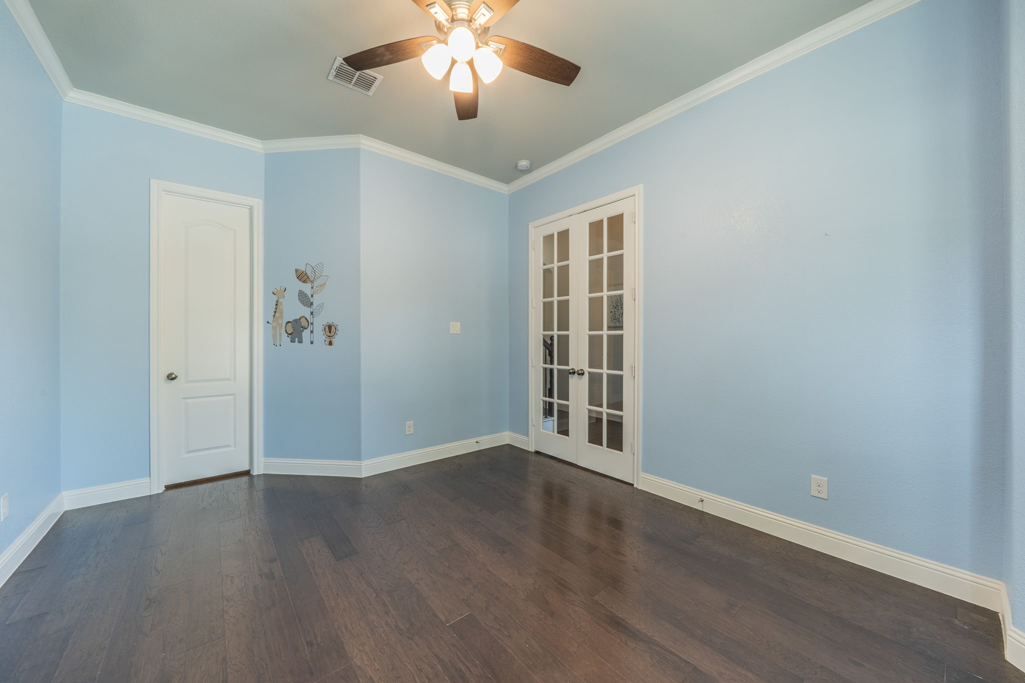 5904 Richmond Drive North Richland Hills TX 76180