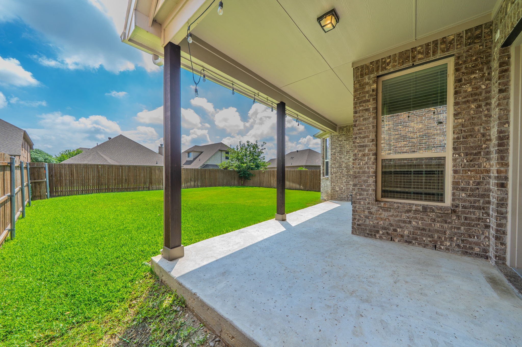 5904 Richmond Drive North Richland Hills TX 76180