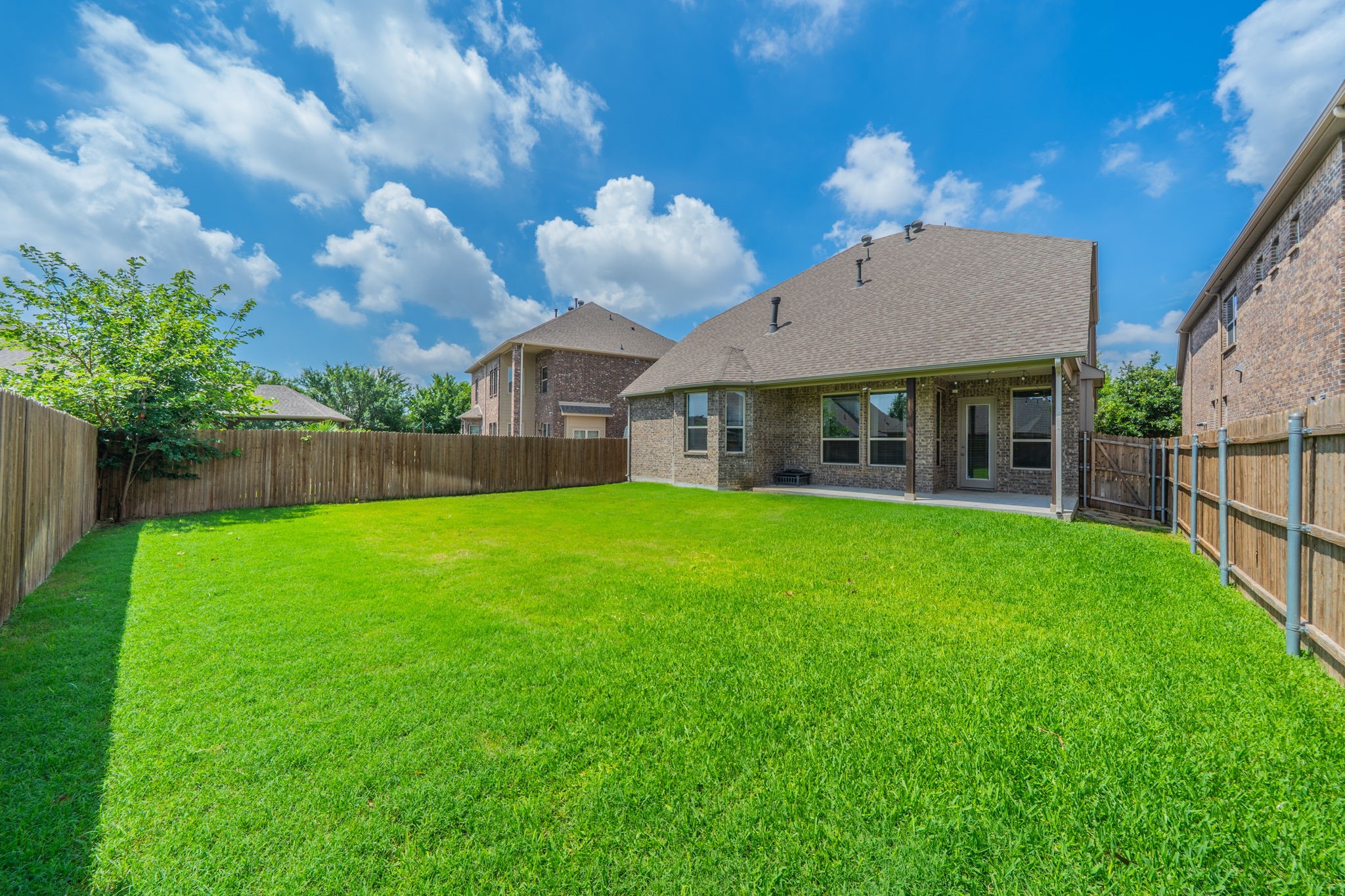 5904 Richmond Drive North Richland Hills TX 76180