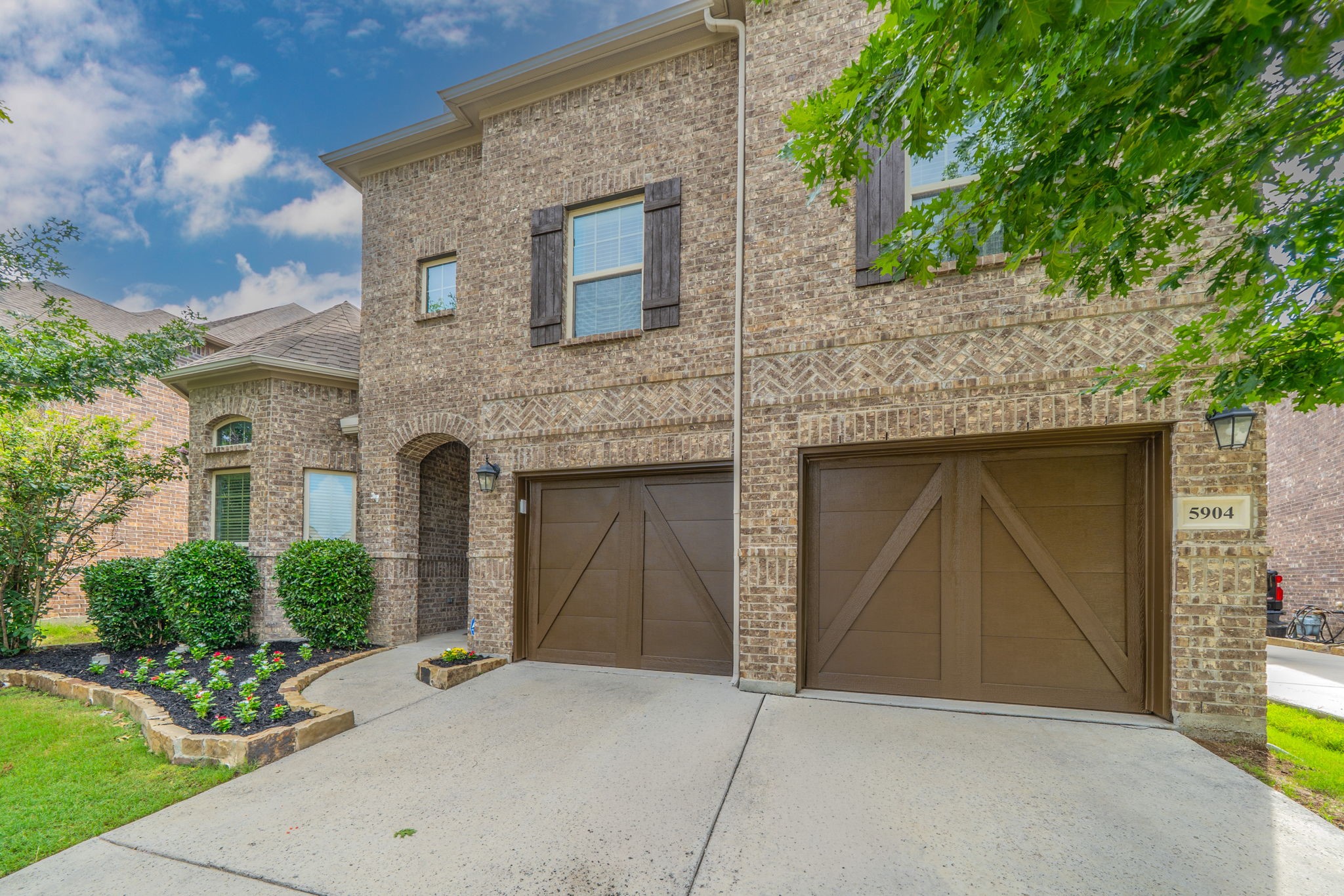 5904 Richmond Drive North Richland Hills TX 76180