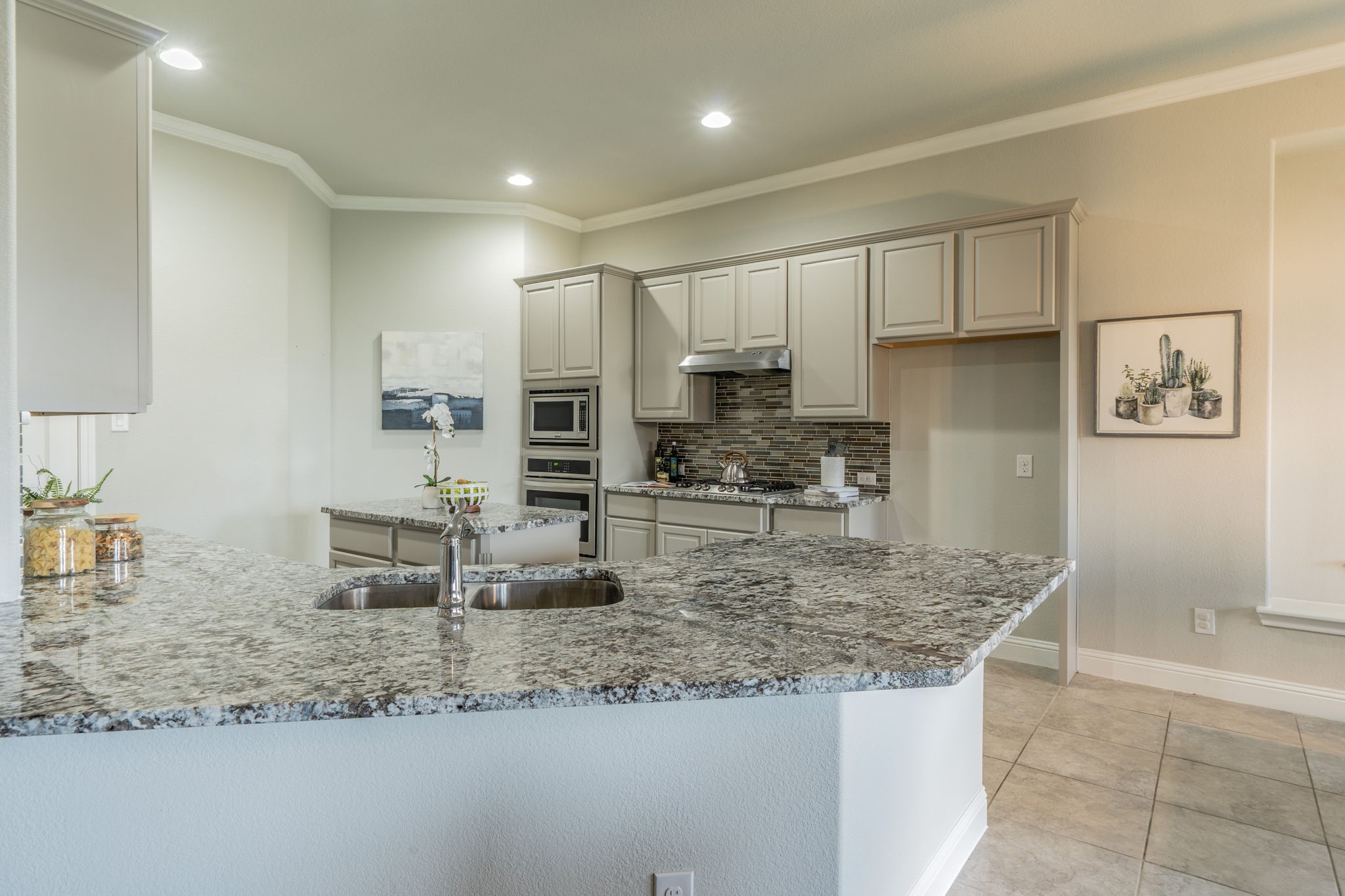 5904 Richmond Drive North Richland Hills TX 76180