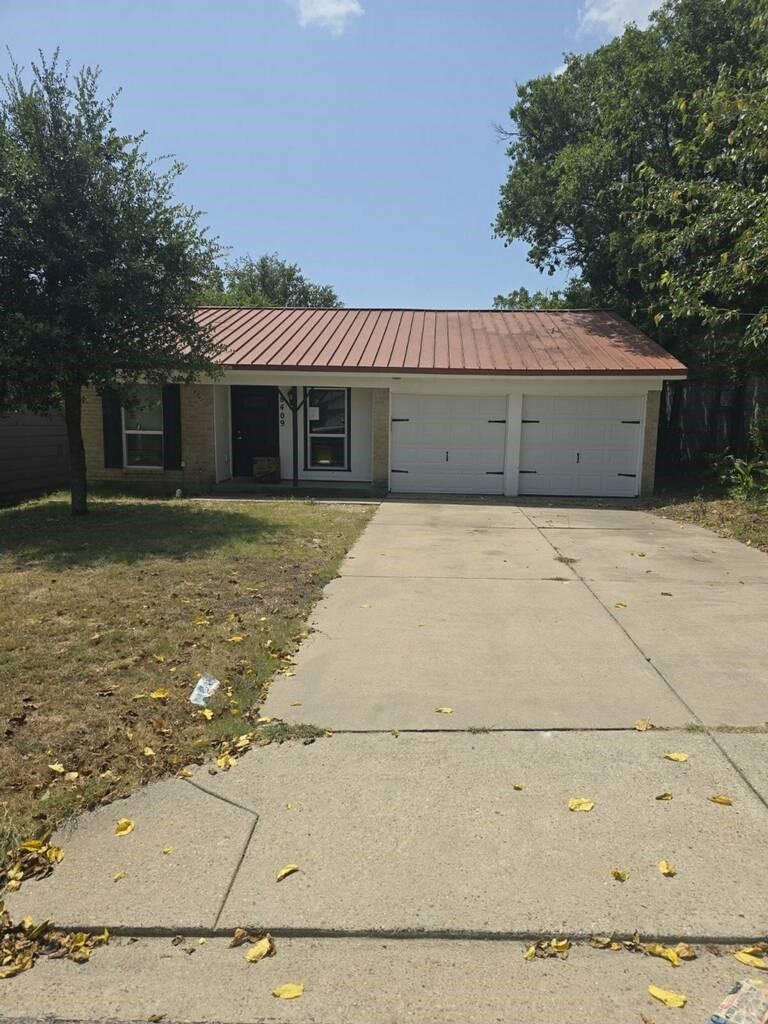 8409 Wyatt Drive White Settlement TX 76108