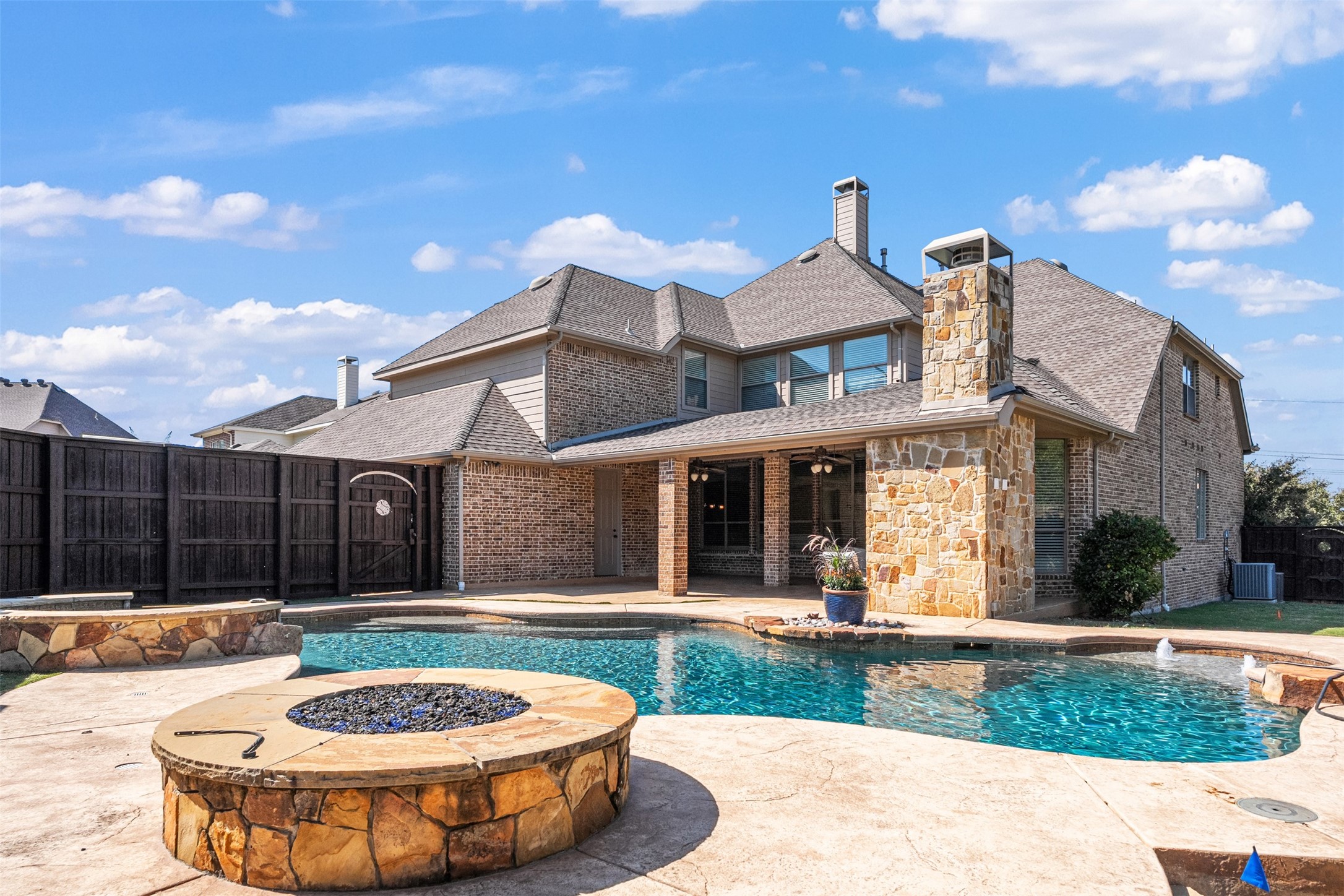 2209 Lady Cornwall Drive Lewisville TX 75056