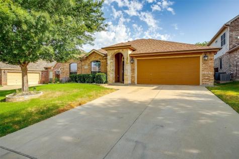 783 Peach Lane Burleson TX 76028