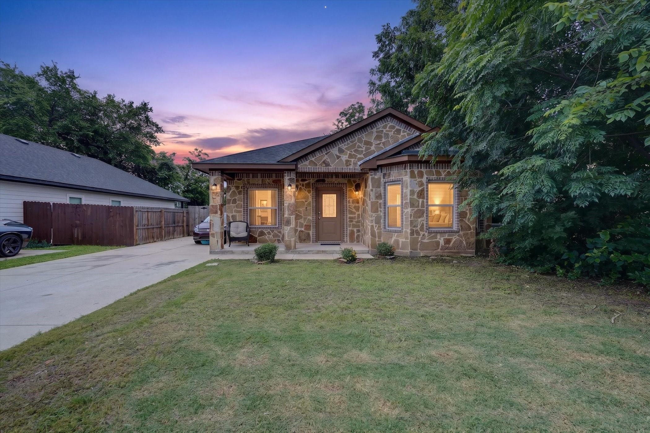 4552 Corregidor Street Dallas TX 75216