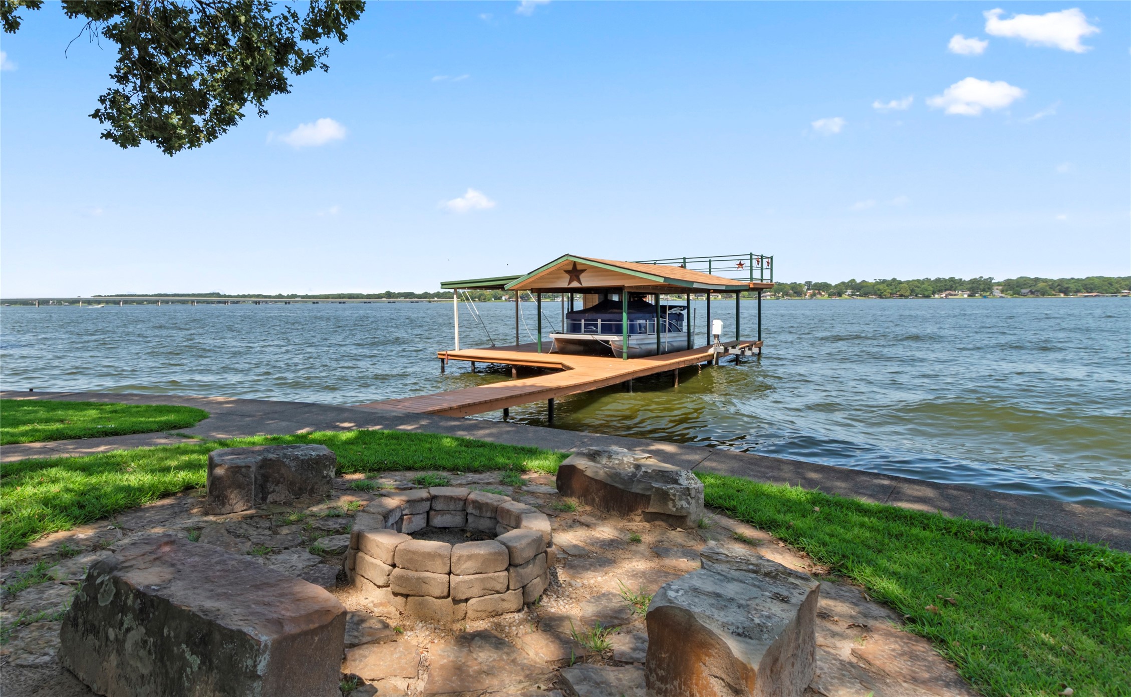 203 N Oak Acres Drive N Malakoff TX 75148
