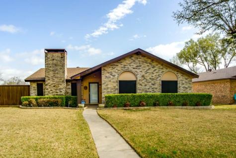 613 Kingston Place Garland TX 75043
