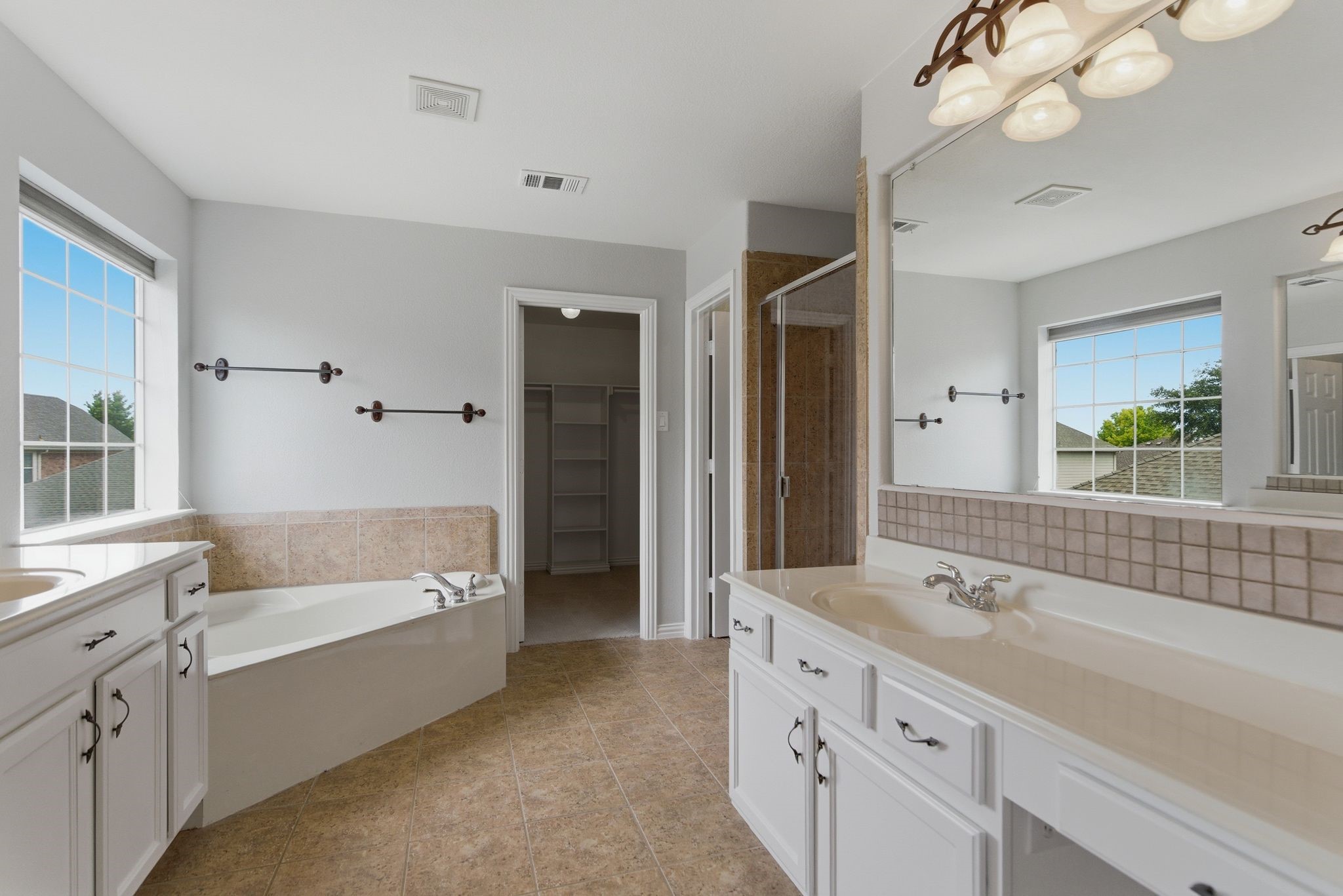 1117 Apache Lake Drive Carrollton TX 75010